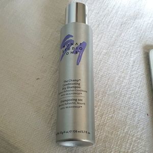 Monat studio one the champ condition dry shampoo NWT 🌿